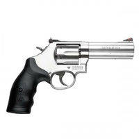 Smith and Wesson Model 686 Distinguished Combat Magnum 4 Inch 6 Shot